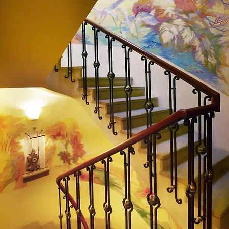 Royal Ricc Hotel 4*