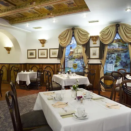 Royal Ricc Hotel 4*