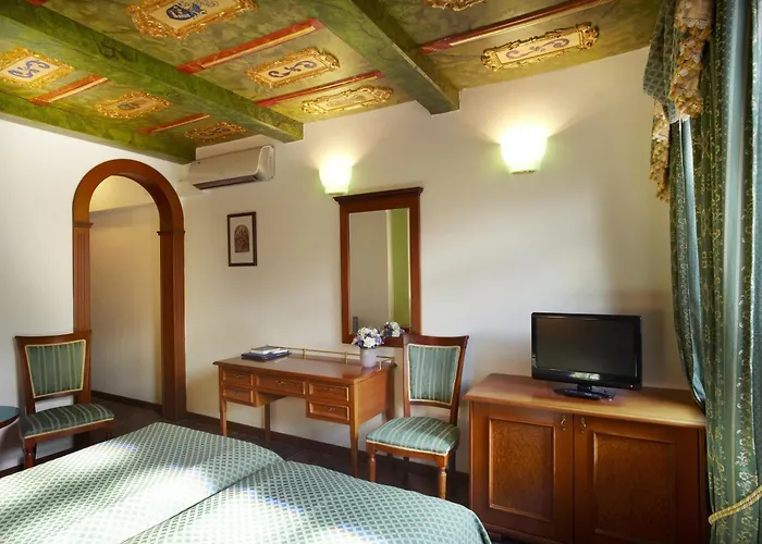 Hotel Royal Ricc 4*